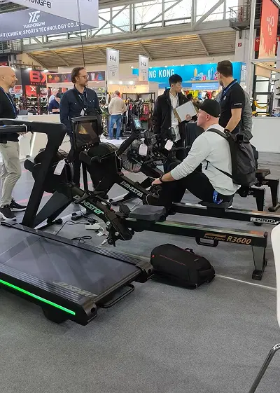 VEKTOR treadmill and rower demos at ISPO 2025